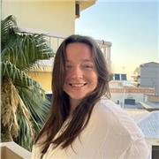 Studentessa universitaria offre ripetizioni di inglese